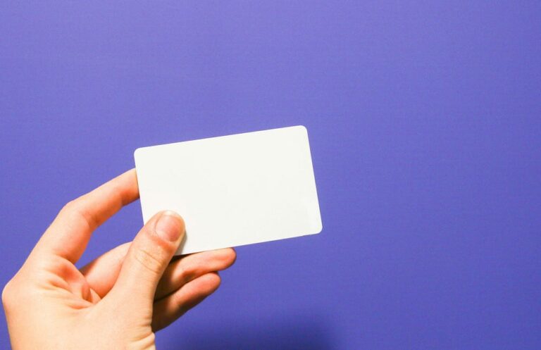 High Income, Empty Wallet — The Dangerous Rise of “Credit Card Poor”